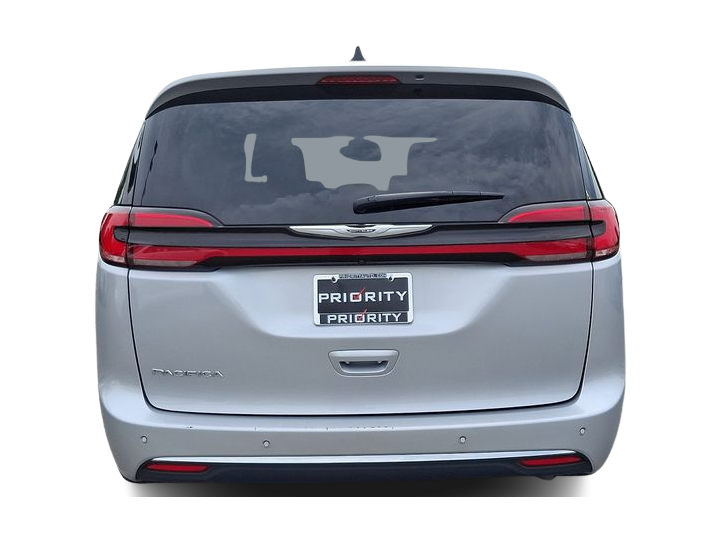 Thumbnail: 2024 Chrysler Pacifica - 4