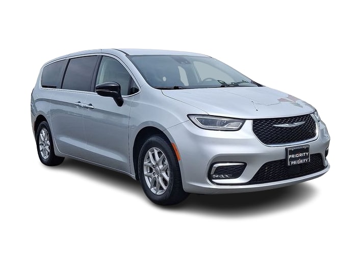 Thumbnail: 2024 Chrysler Pacifica - 15