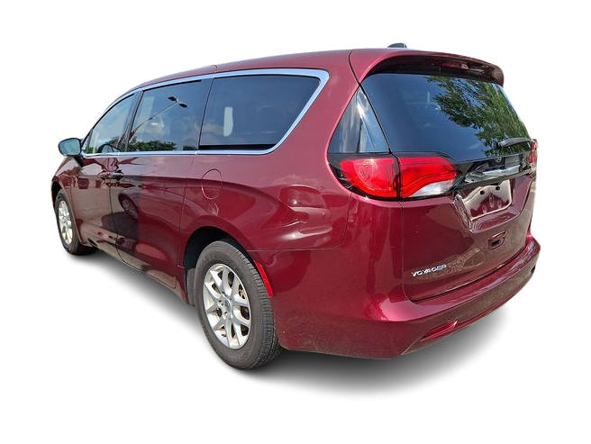 Thumbnail: 2023 Chrysler Voyager - 10