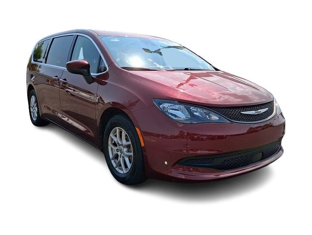 Thumbnail: 2023 Chrysler Voyager - 7