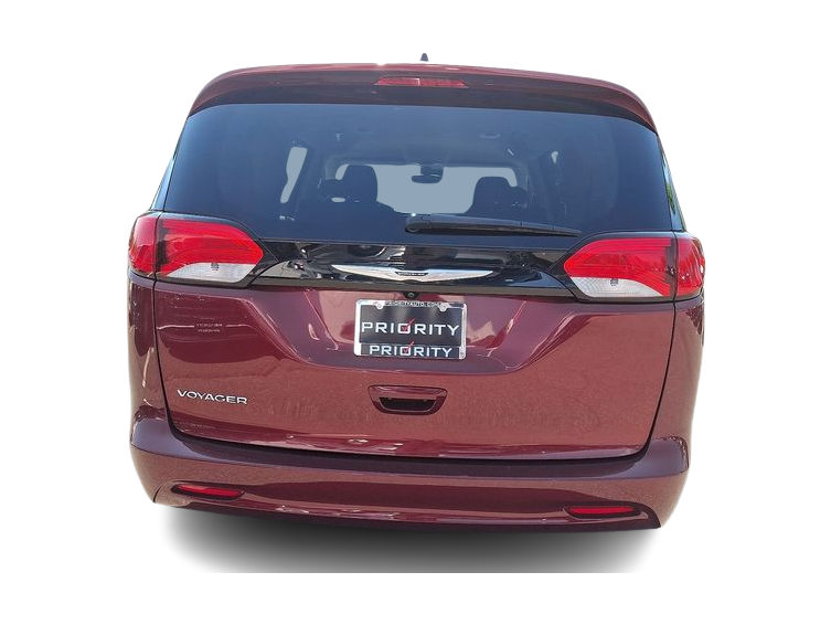 Thumbnail: 2023 Chrysler Voyager - 5