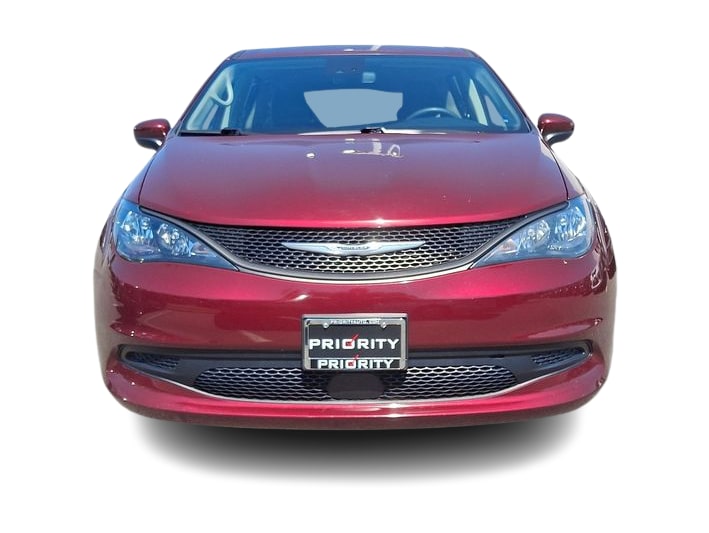 Thumbnail: 2023 Chrysler Voyager - 6
