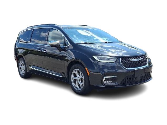 Thumbnail: 2023 Chrysler Pacifica - 16