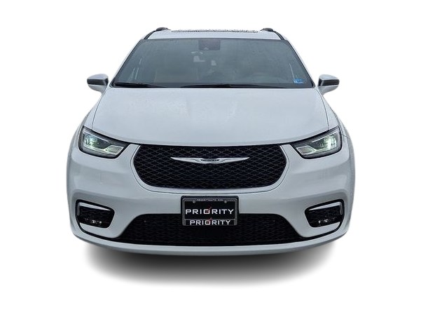 Thumbnail: 2024 Chrysler Pacifica - 6