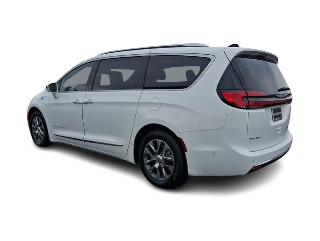 Thumbnail: 2024 Chrysler Pacifica - 4