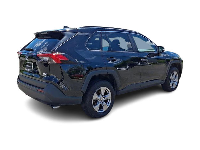 Thumbnail: 2025 Toyota RAV4 - 17