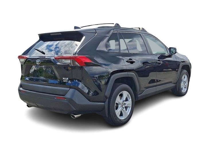 Thumbnail: 2021 Toyota RAV4 - 14