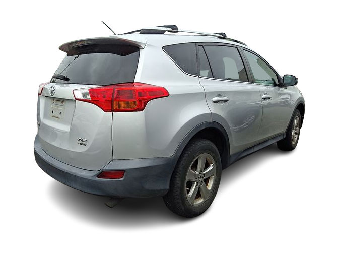 Thumbnail: 2015 Toyota RAV4 - 8
