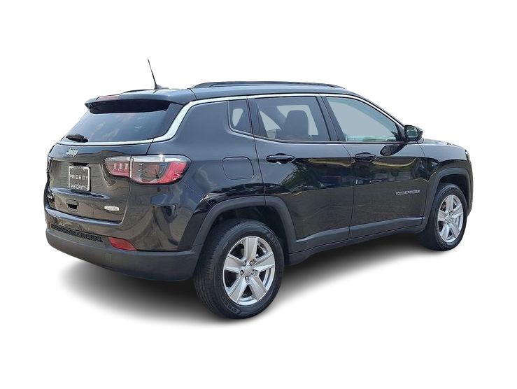 Thumbnail: 2022 Jeep Compass - 15
