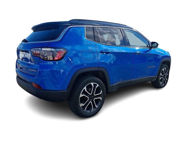 Thumbnail: 2023 Jeep Compass - 17