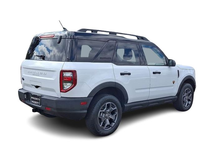 Thumbnail: 2021 Ford Bronco Sport - 16