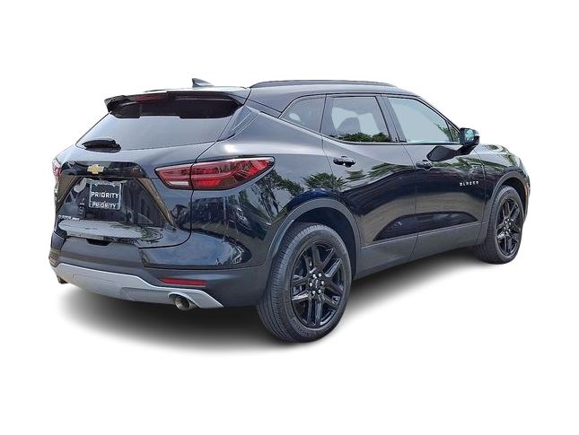Thumbnail: 2023 Chevrolet Blazer - 18