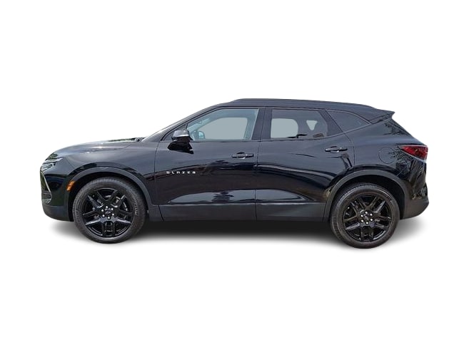 Thumbnail: 2023 Chevrolet Blazer - 3