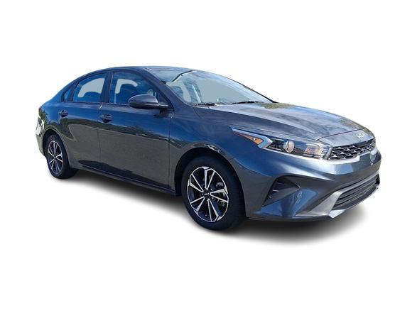 Thumbnail: 2023 Kia Forte - 17