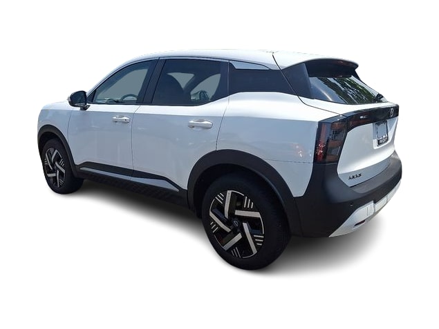 Thumbnail: 2025 Nissan Kicks - 2