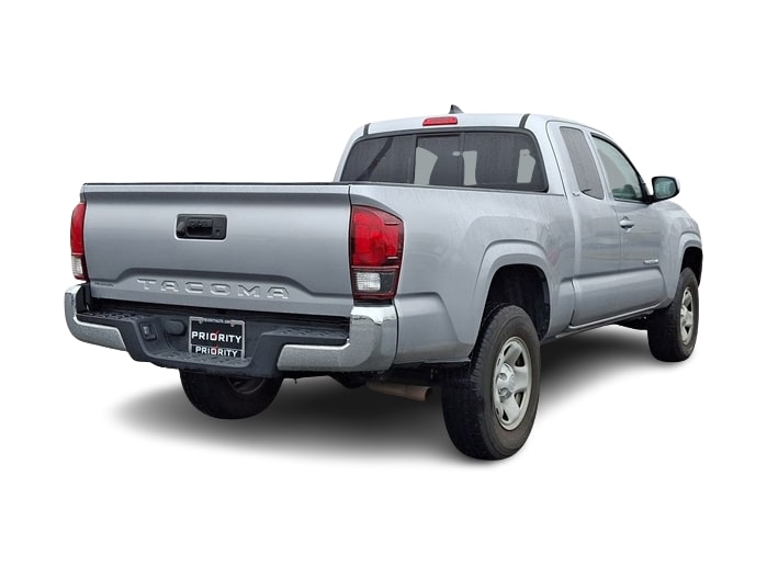 2022 Toyota Tacoma SR5 17