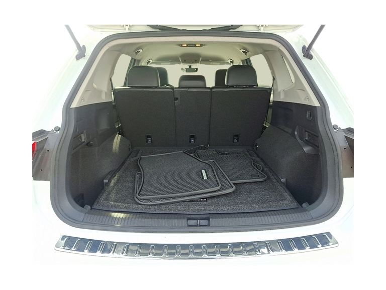 Thumbnail: 2021 Volkswagen Tiguan - 11