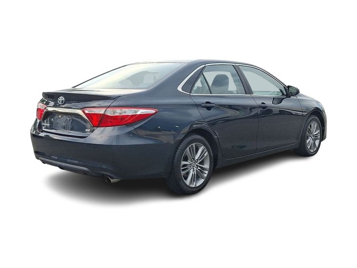Thumbnail: 2015 Toyota Camry - 16