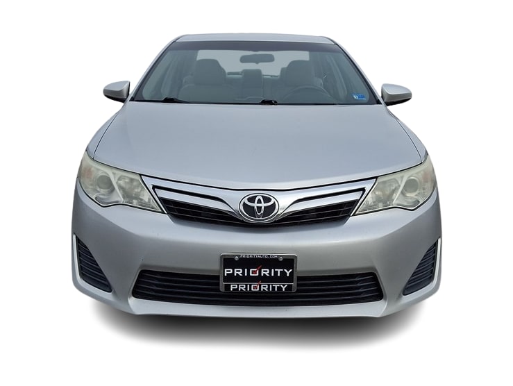 Thumbnail: 2013 Toyota Camry - 14