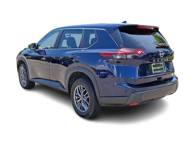 Thumbnail: 2026 Nissan Rogue - 4