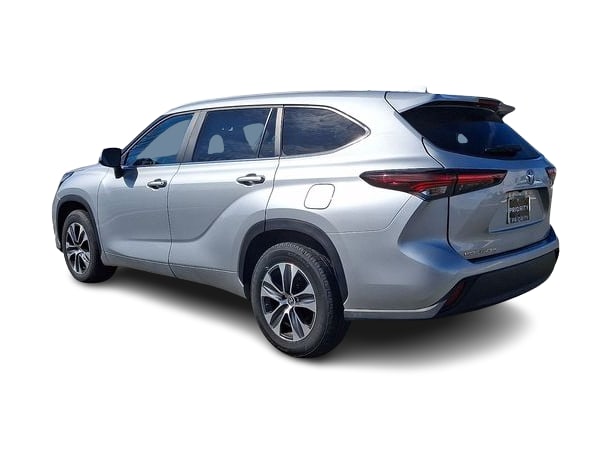 Thumbnail: 2024 Toyota Highlander - 4