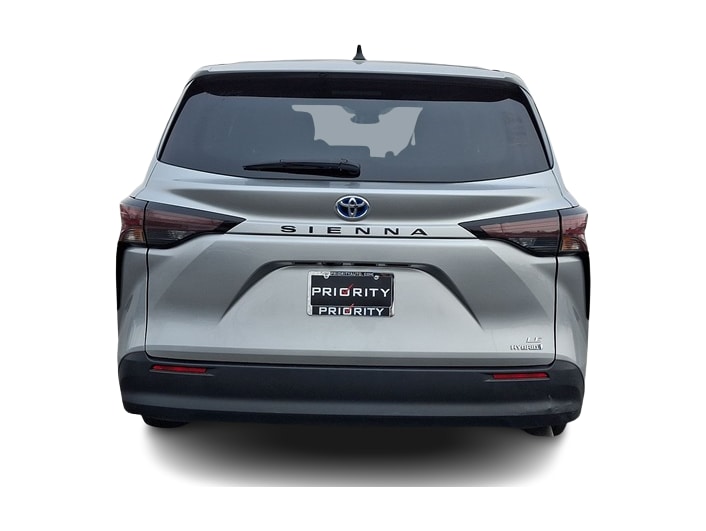 2023 Toyota Sienna LE 5