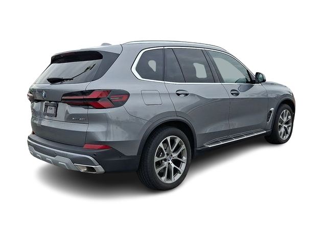 Thumbnail: 2026 BMW X5 - 17