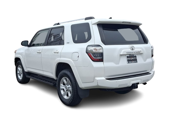 2022 Toyota 4Runner SR5 4