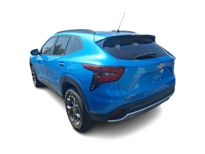Thumbnail: 2025 Chevrolet Trax - 2
