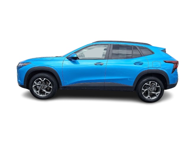 Thumbnail: 2025 Chevrolet Trax - 3