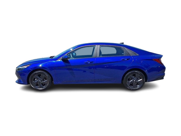 Thumbnail: 2023 Hyundai Elantra - 3