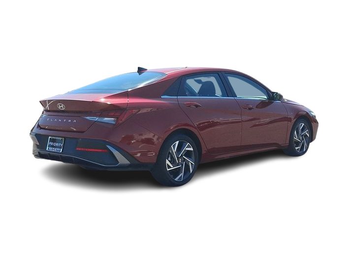 Thumbnail: 2025 Hyundai Elantra - 17