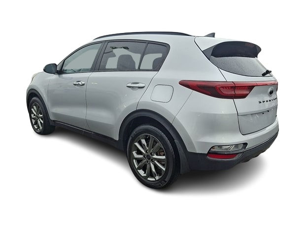 Thumbnail: 2022 Kia Sportage - 4