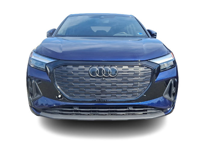 Thumbnail: 2023 Audi Q4 e-tron - 4