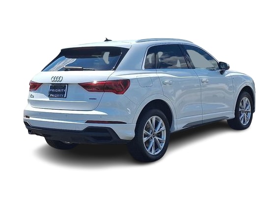 Thumbnail: 2025 Audi Q3 - 16