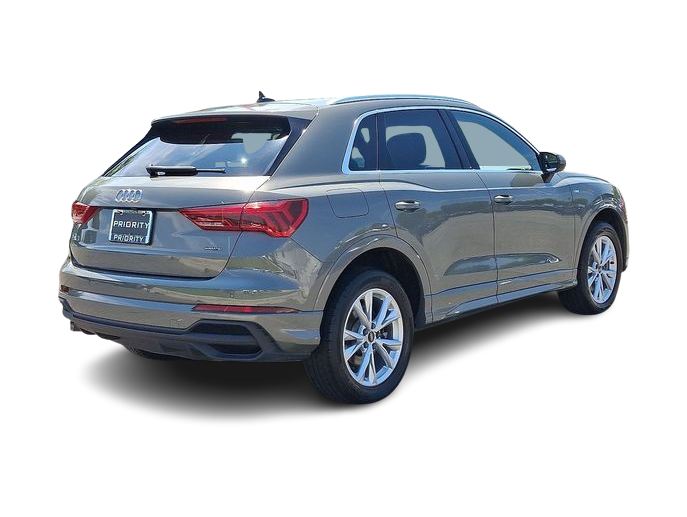 Thumbnail: 2024 Audi Q3 - 18