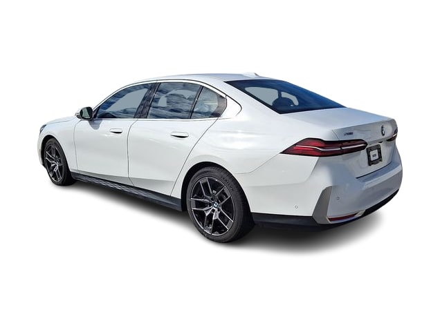 Thumbnail: 2026 BMW 5 Series - 4