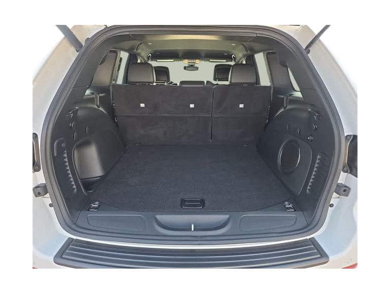 Thumbnail: 2022 Jeep Grand Cherokee - 45