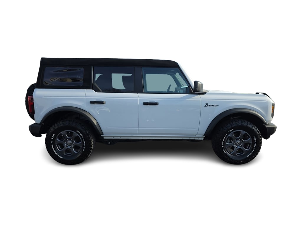 Thumbnail: 2023 Ford Bronco - 16