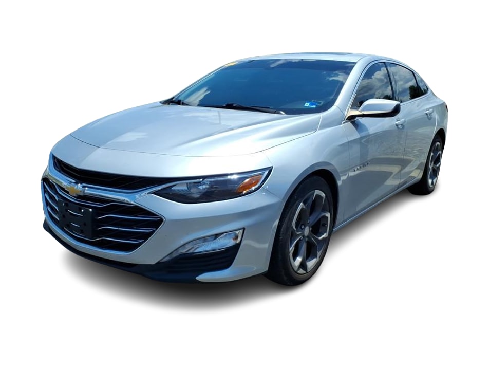 Thumbnail: 2022 Chevrolet Malibu - 3