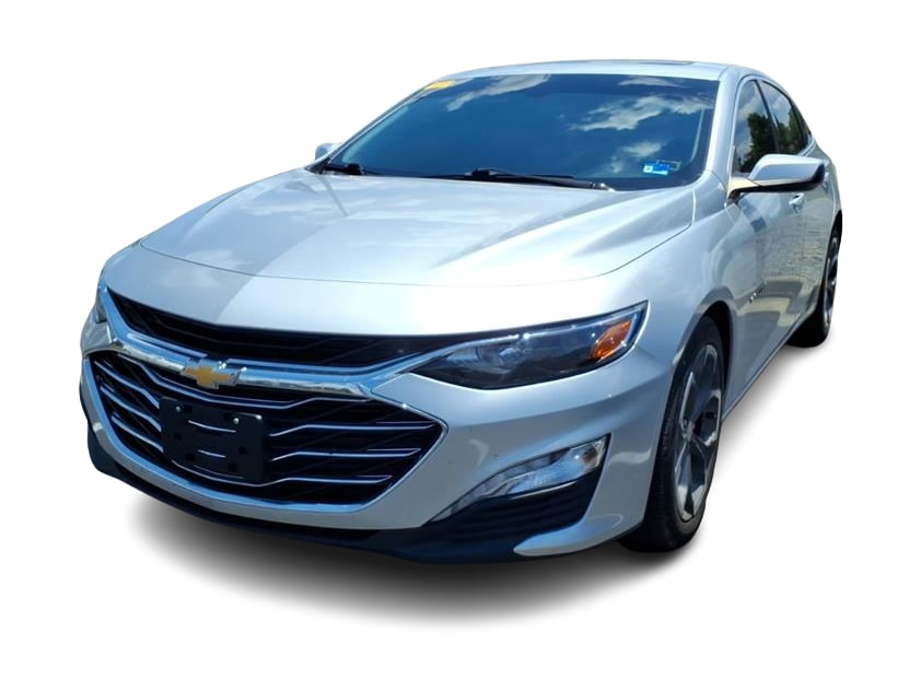Thumbnail: 2022 Chevrolet Malibu - 4