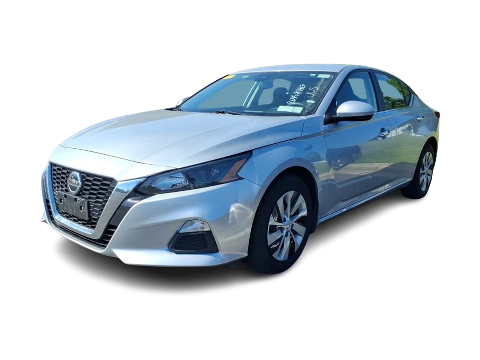 Thumbnail: 2022 Nissan Altima - 3