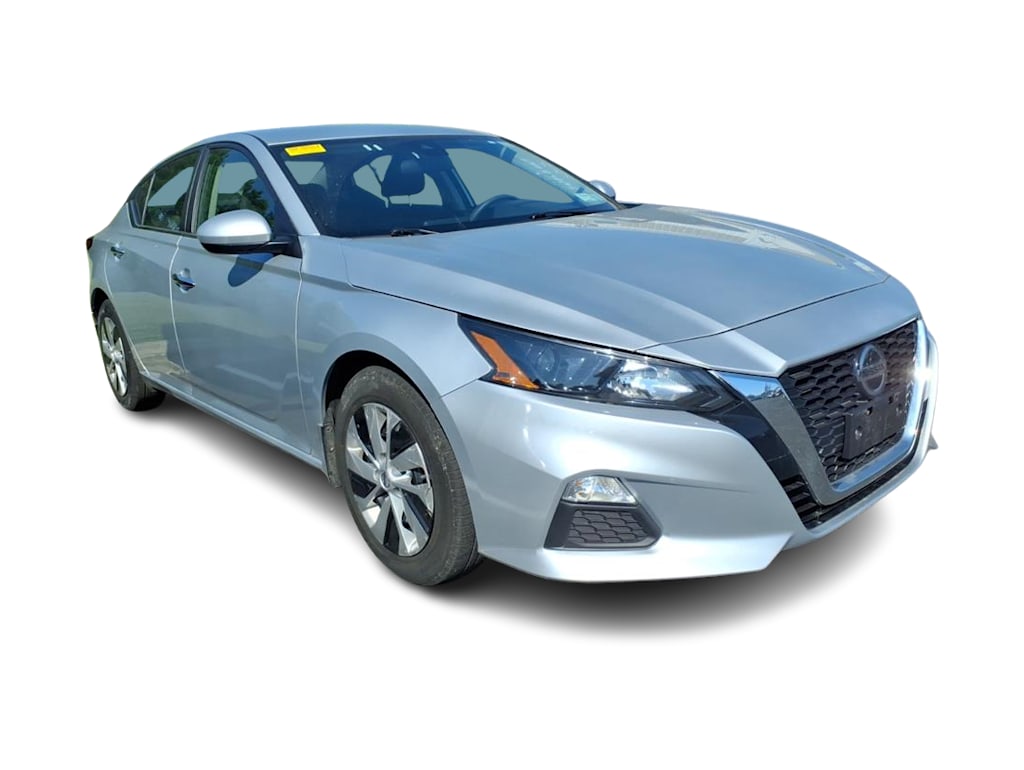 Thumbnail: 2022 Nissan Altima - 12