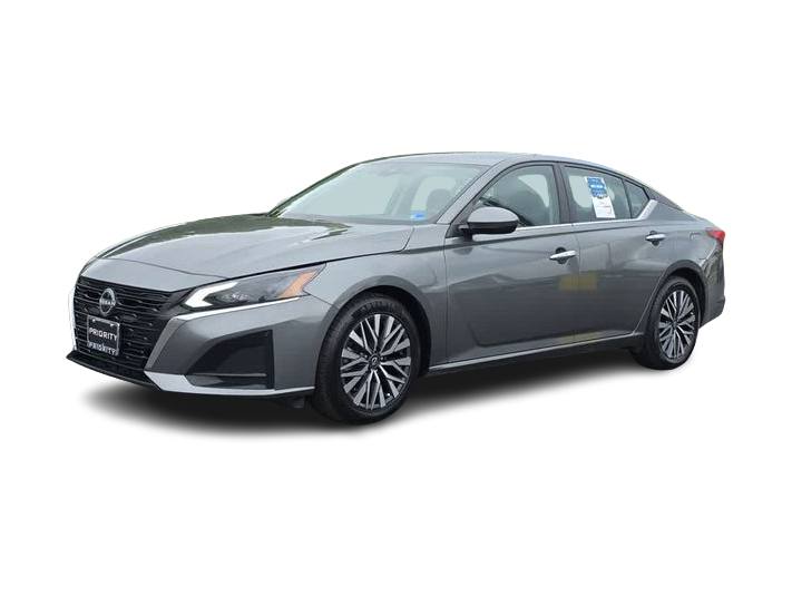 Thumbnail: 2023 Nissan Altima - 25