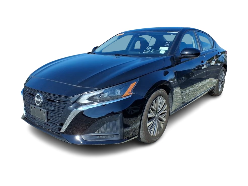 Thumbnail: 2023 Nissan Altima - 3