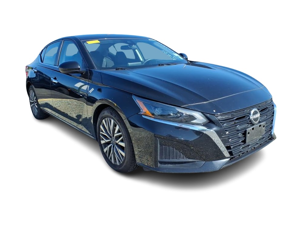Thumbnail: 2023 Nissan Altima - 12