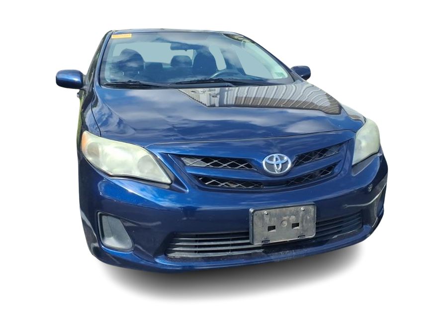 Thumbnail: 2013 Toyota Corolla - 9
