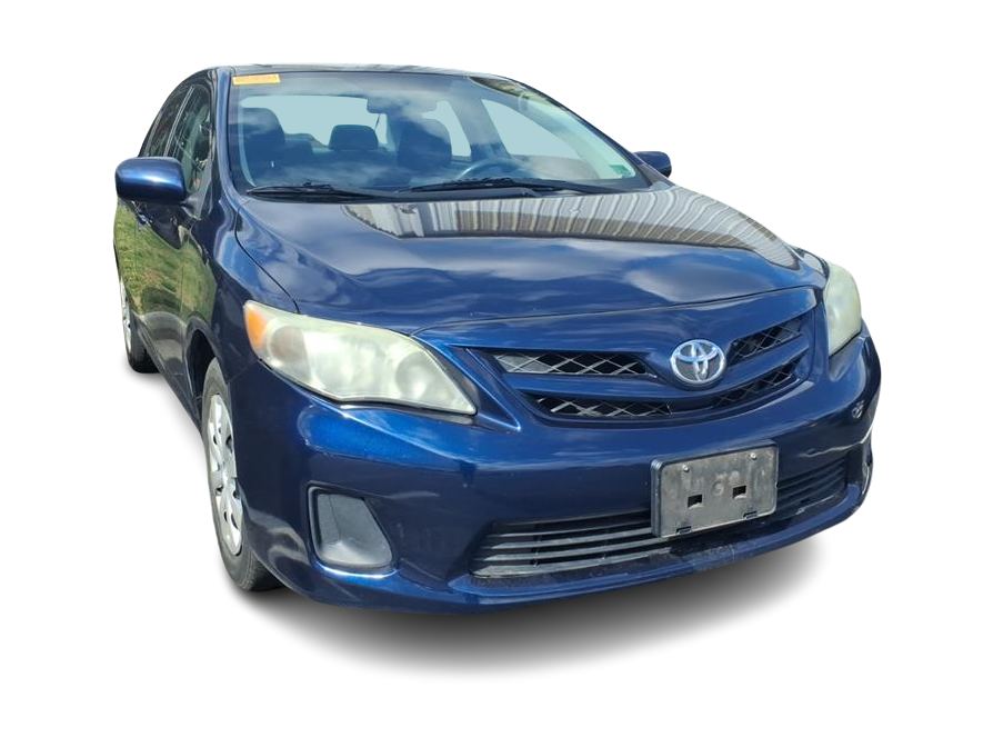 Thumbnail: 2013 Toyota Corolla - 10