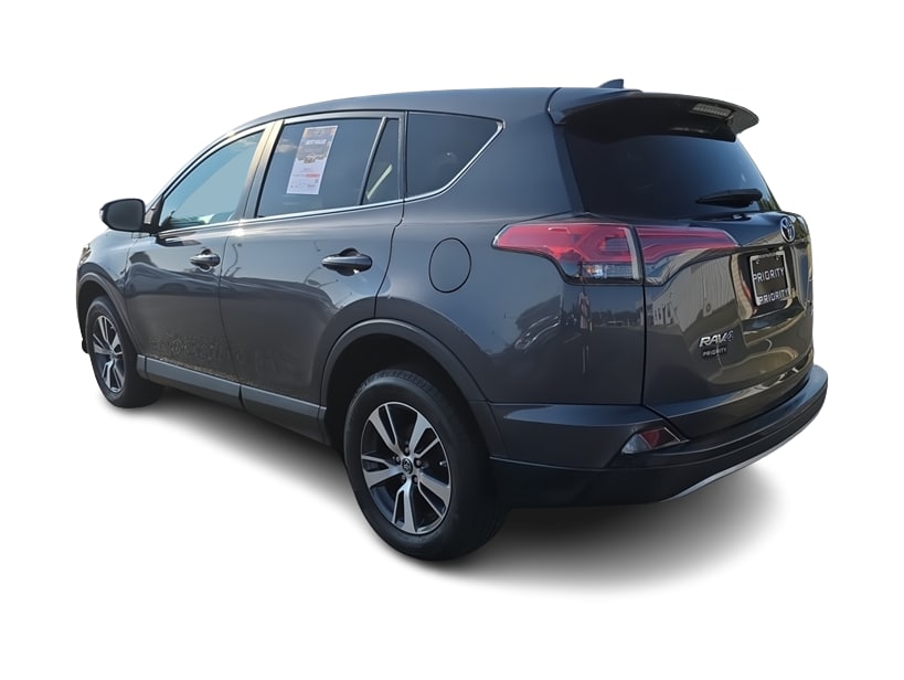 Thumbnail: 2018 Toyota RAV4 - 4