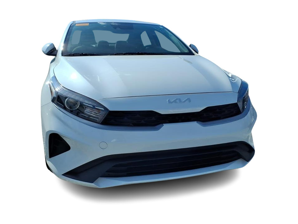 Thumbnail: 2024 Kia Forte - 9